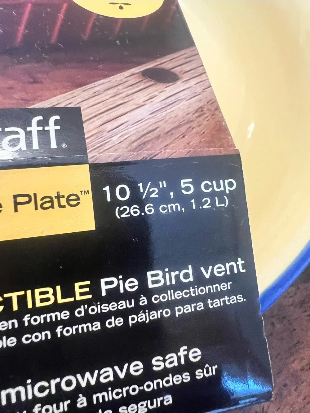 Pfaltzgraff Yellow and Blue Deep Dish Pie Plate with Bonus Pie Bird